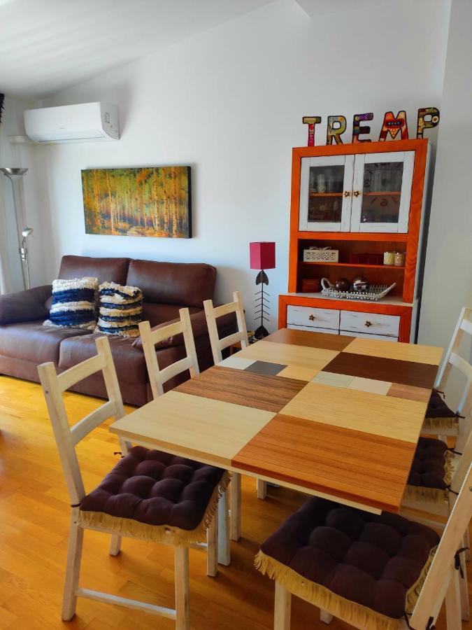 Acogedor Ático Dúplex En Tremp Esterno foto