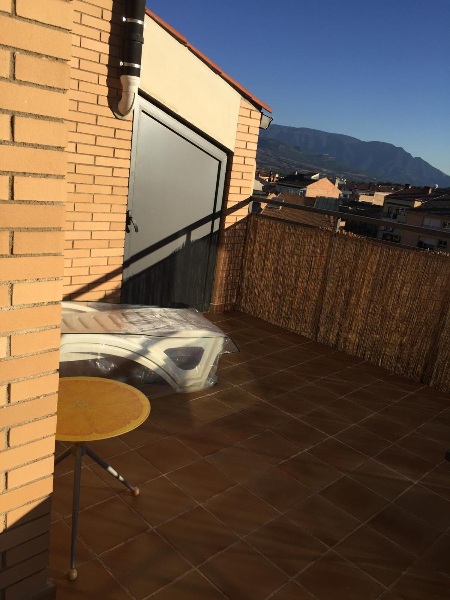 Acogedor Ático Dúplex En Tremp Esterno foto
